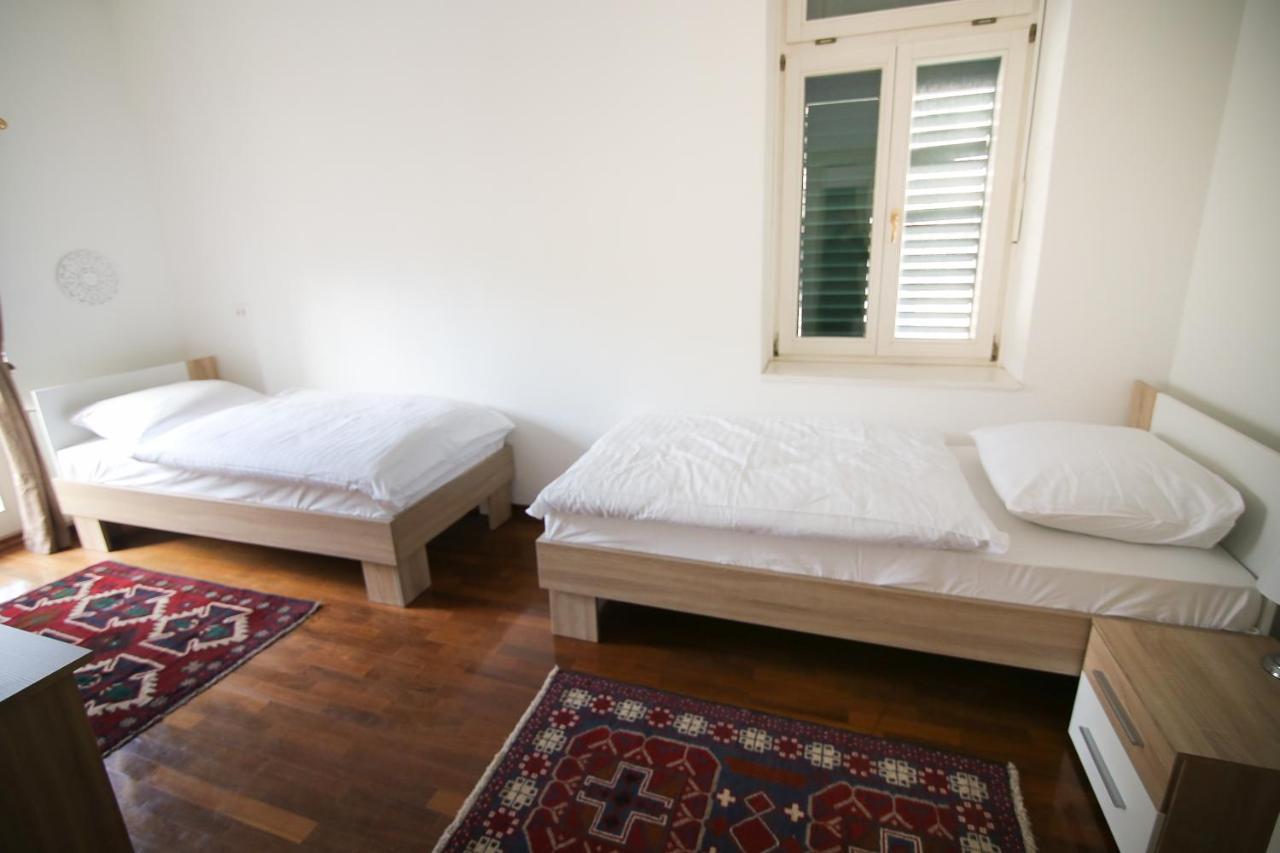 Hotel Vila Katrca Ljubljana Extérieur photo