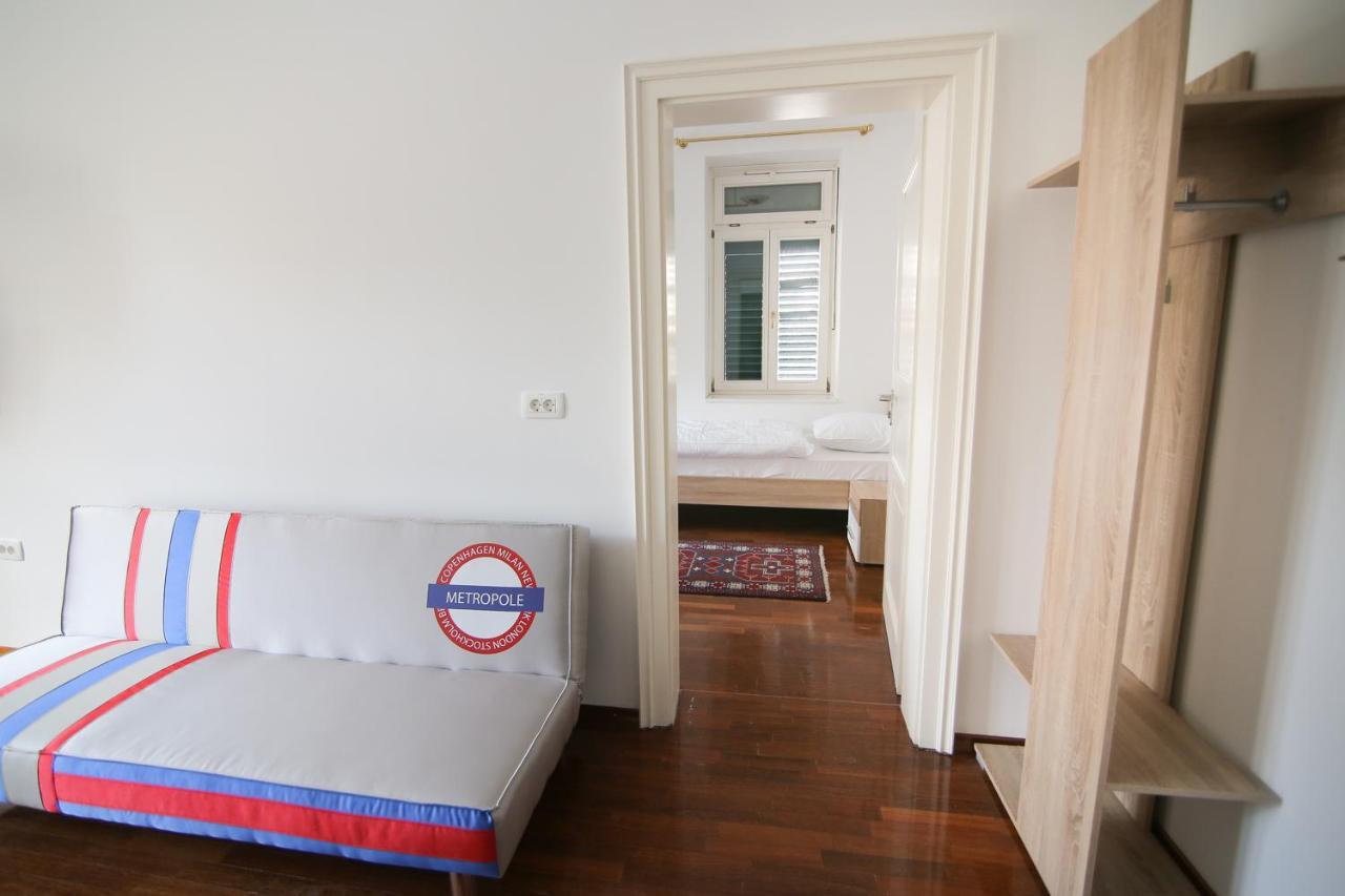 Hotel Vila Katrca Ljubljana Extérieur photo