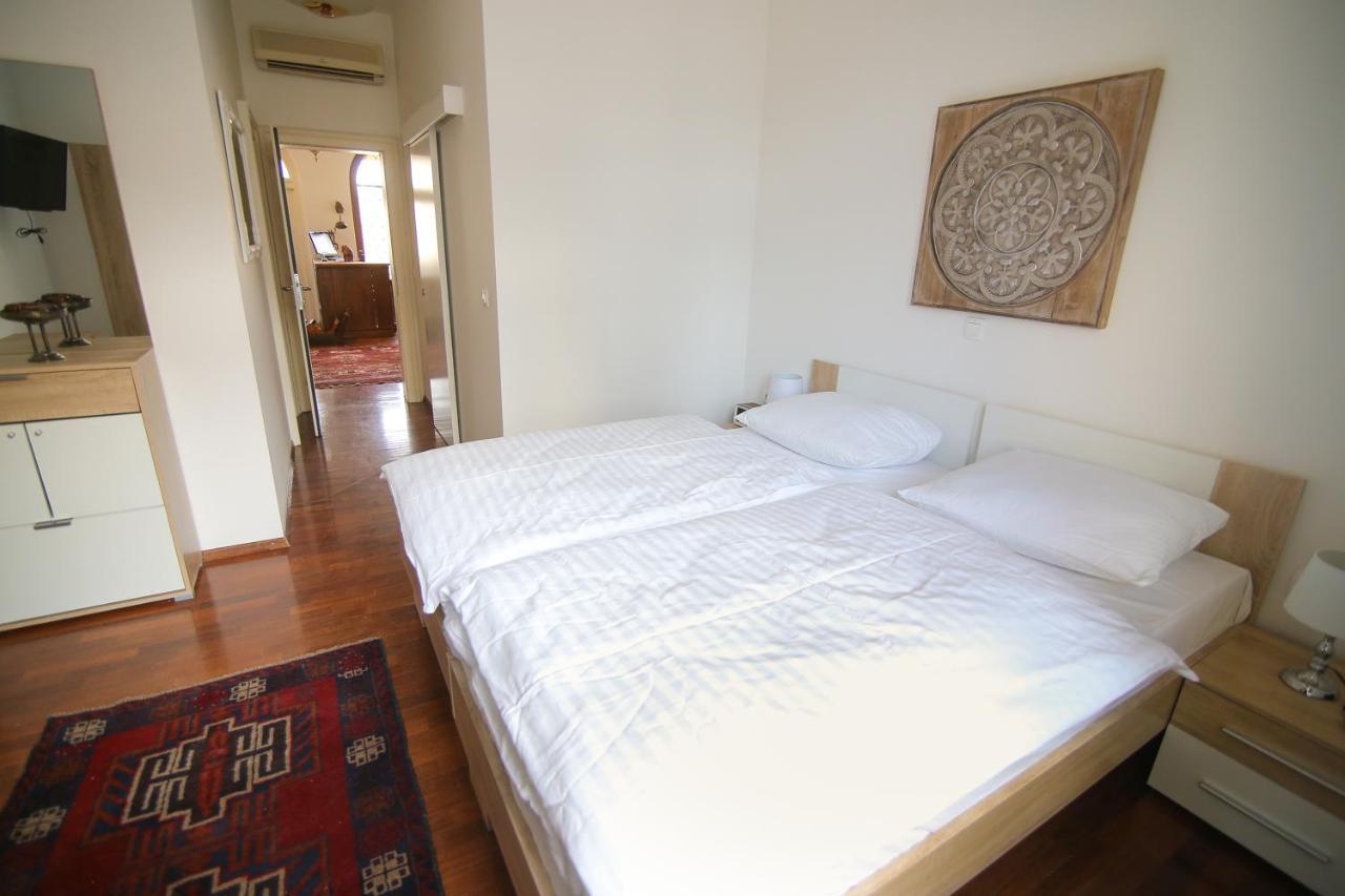 Hotel Vila Katrca Ljubljana Extérieur photo