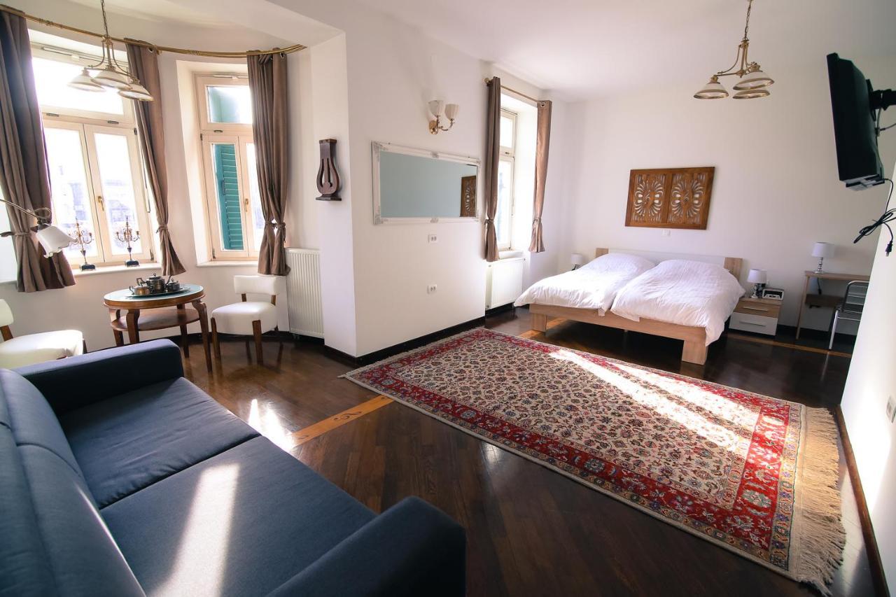 Hotel Vila Katrca Ljubljana Extérieur photo